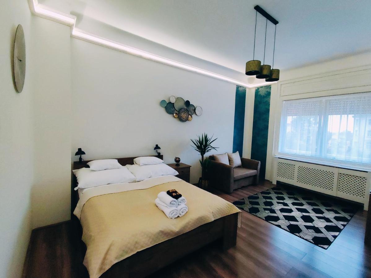 Central Palace Apartman Debrecín Exteriér fotografie