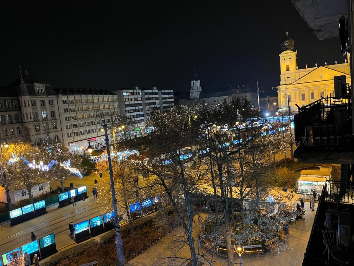 Central Palace Apartman Debrecín Exteriér fotografie